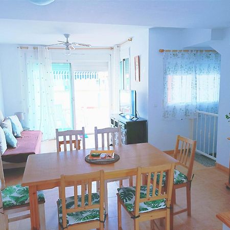 Casa Familiar A Pie De Piscina Villa เบรา ภายนอก รูปภาพ